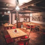 Uriges Lokal mit großem Biergarten